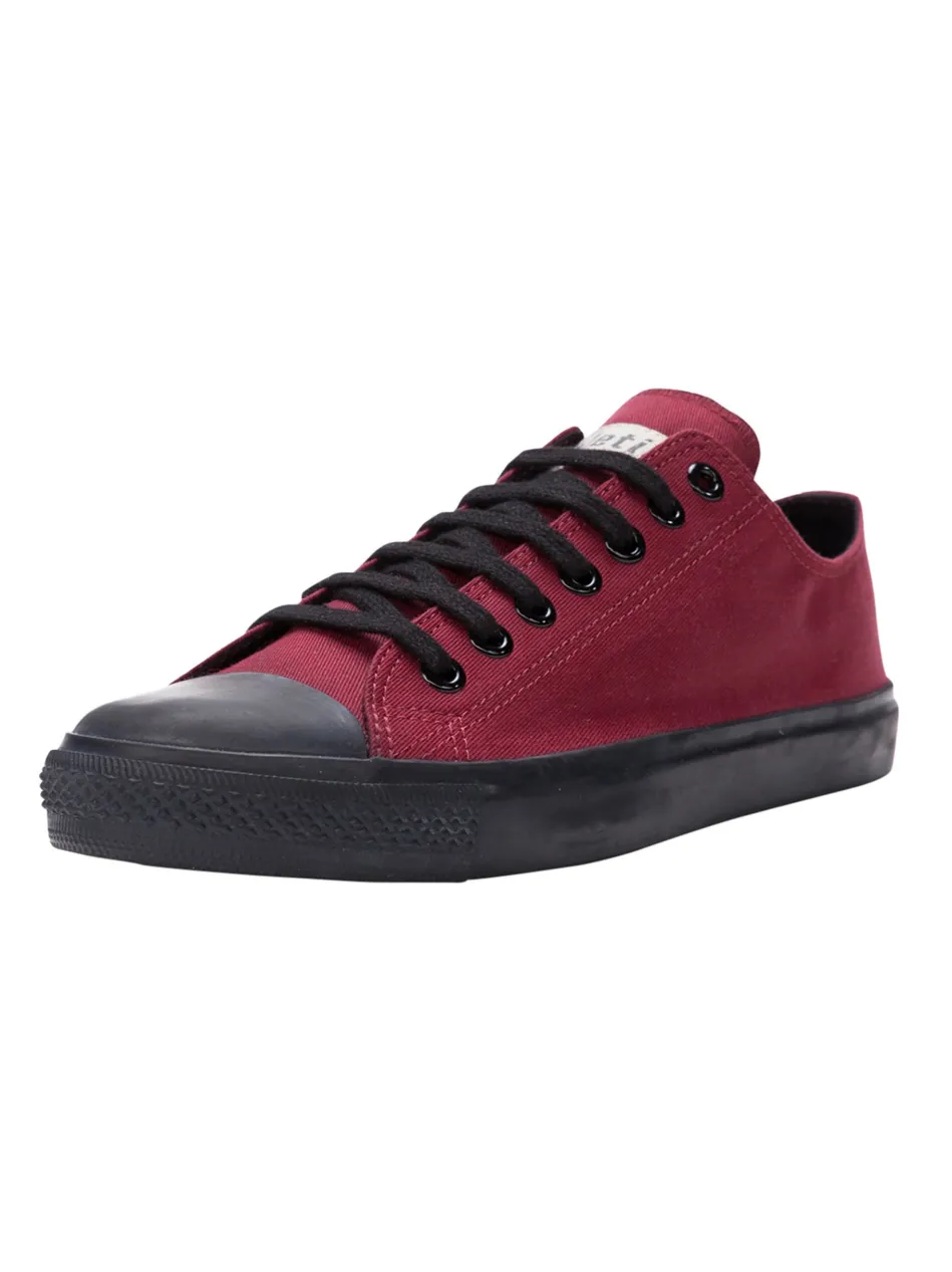 Unisex Canvas Sneaker
