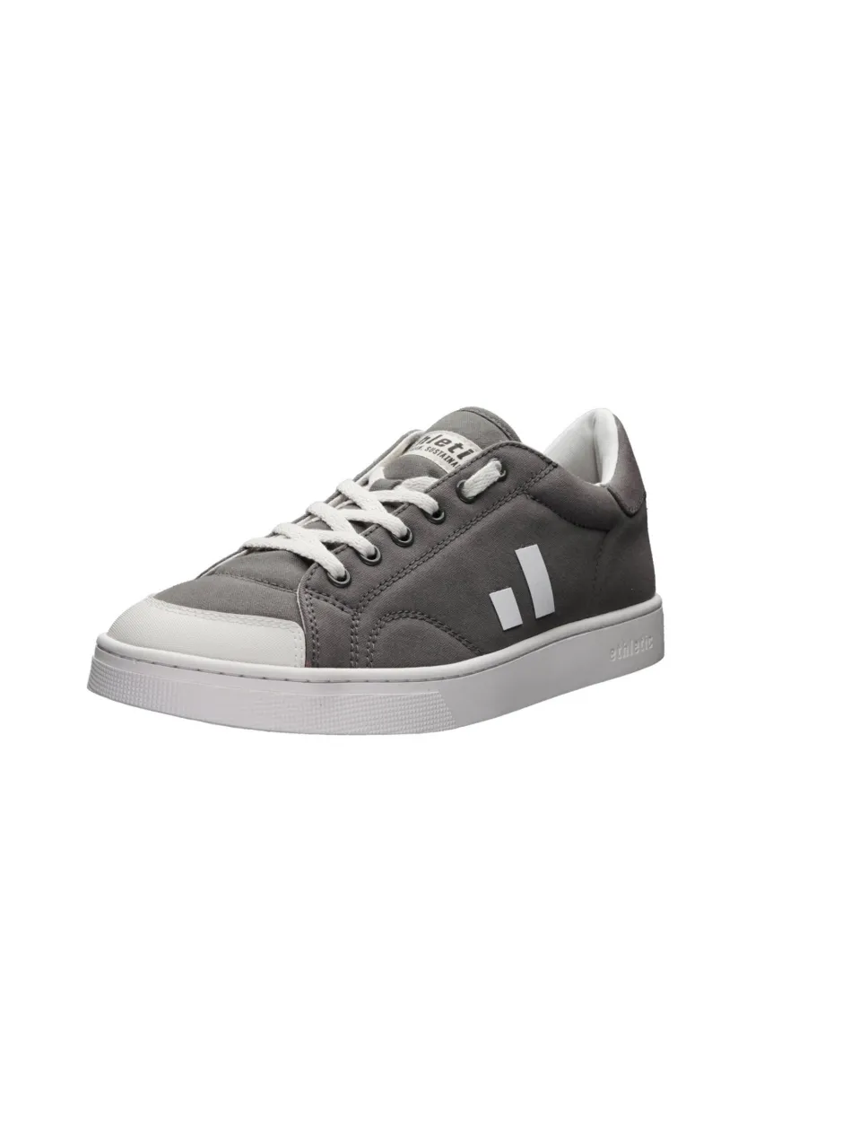 Unisex Canvas Sneaker