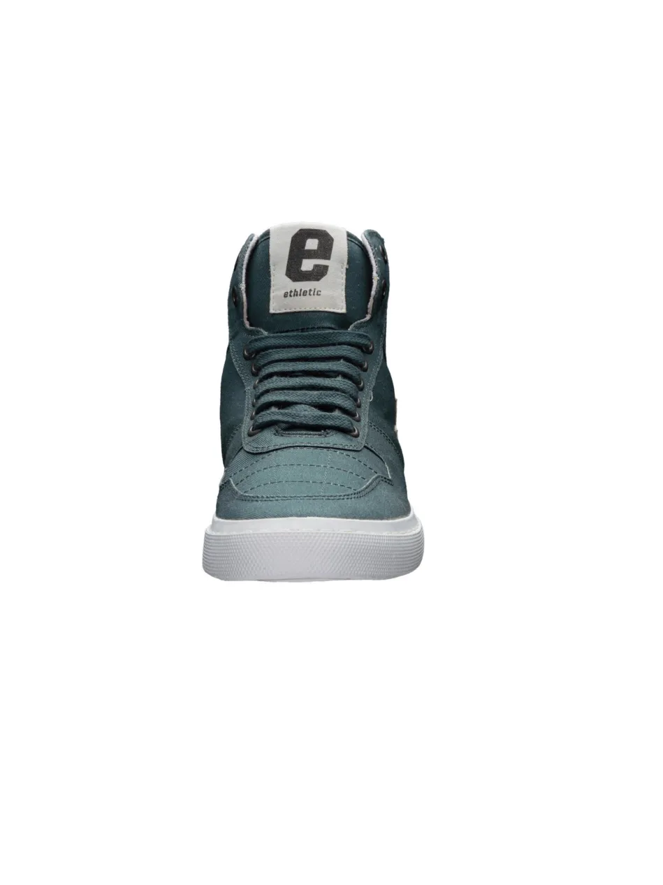 Unisex Canvas Sneaker
