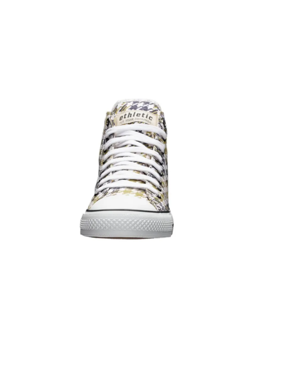 Unisex Canvas Sneaker